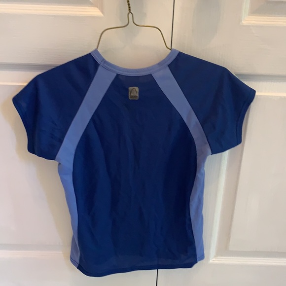 Workout blue top - Picture 2 of 2